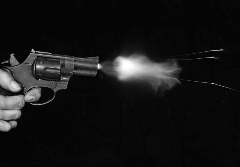 photo-1607768178747-f4933d20ce75